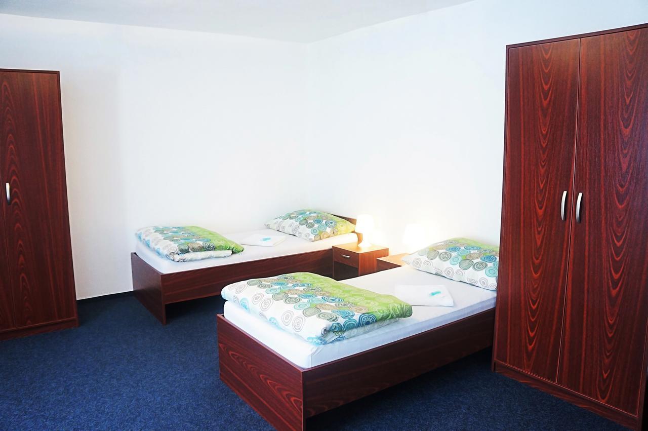 Hotel Pivovar Kácov Buitenkant foto